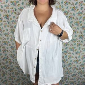 KS ISLAND short sleeve white button up size 8x